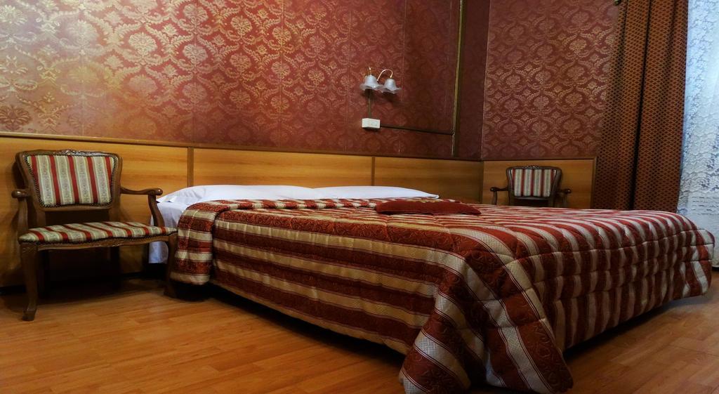 Hotel Cristina Rzym Pokój zdjęcie