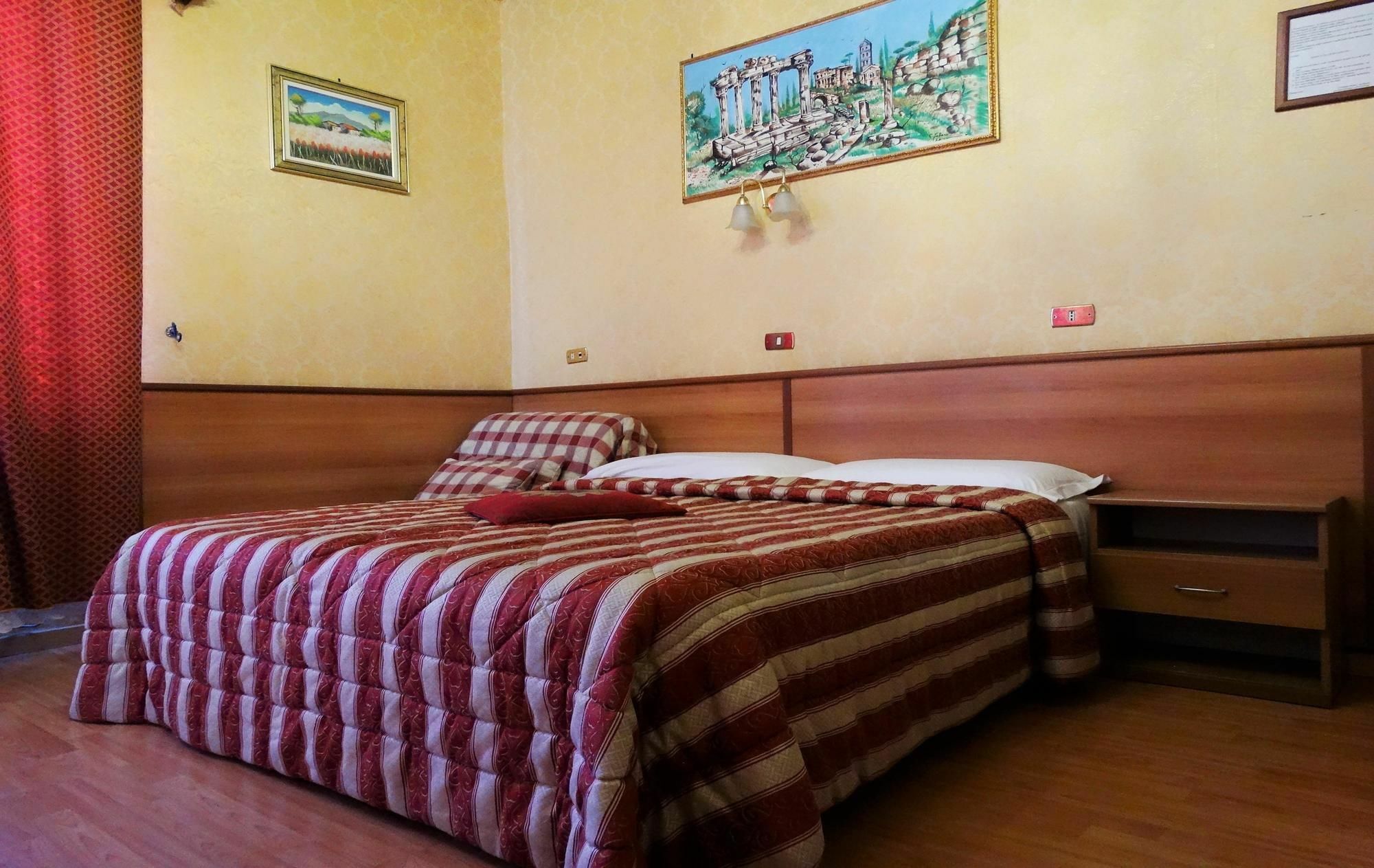 Hotel Cristina Rzym Zewnętrze zdjęcie